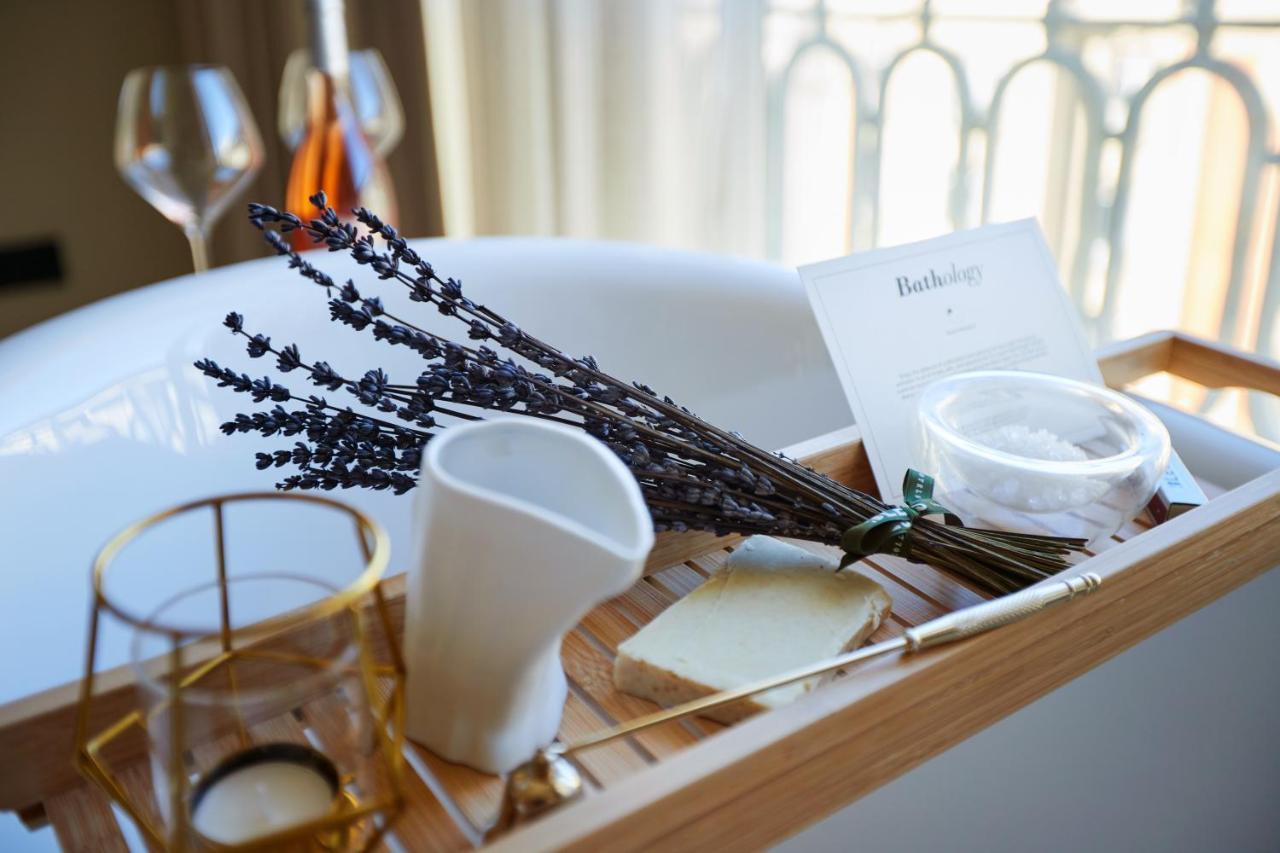 Bless Hotel Madrid - The Leading Hotels Of The World Экстерьер фото Lavender in a spa