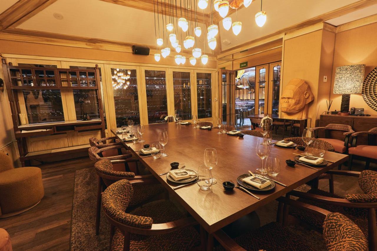 Bless Hotel Madrid - The Leading Hotels Of The World Экстерьер фото The restaurant's interior