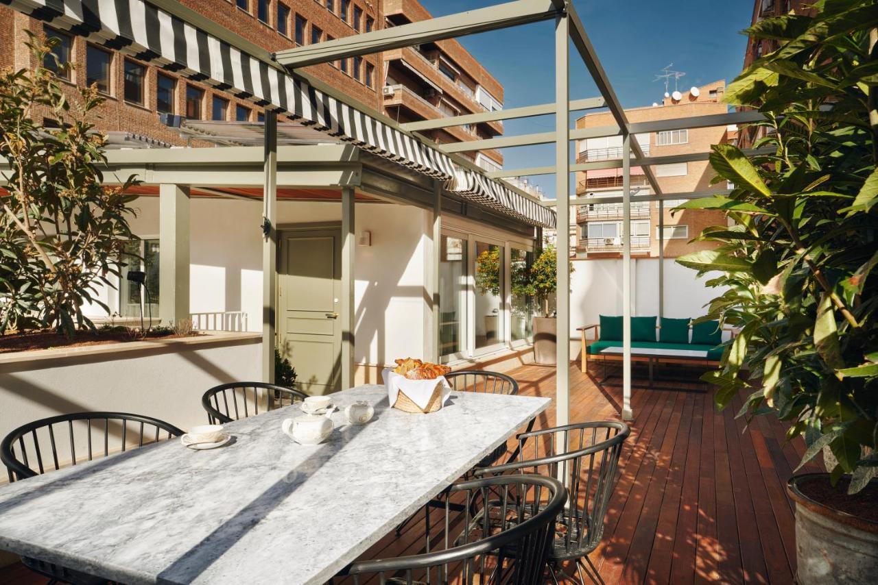 Bless Hotel Madrid - The Leading Hotels Of The World Экстерьер фото The rooftop terrace