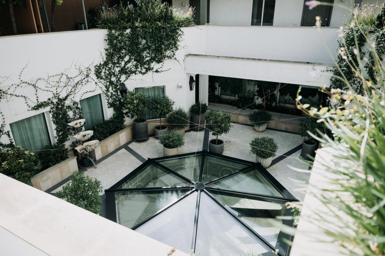 Bless Hotel Madrid - The Leading Hotels Of The World Экстерьер фото The courtyard of the museum