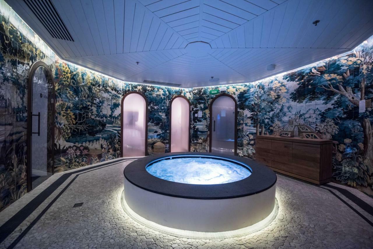 Bless Hotel Madrid - The Leading Hotels Of The World Экстерьер фото The spa at The Ivy Spa, Manchester